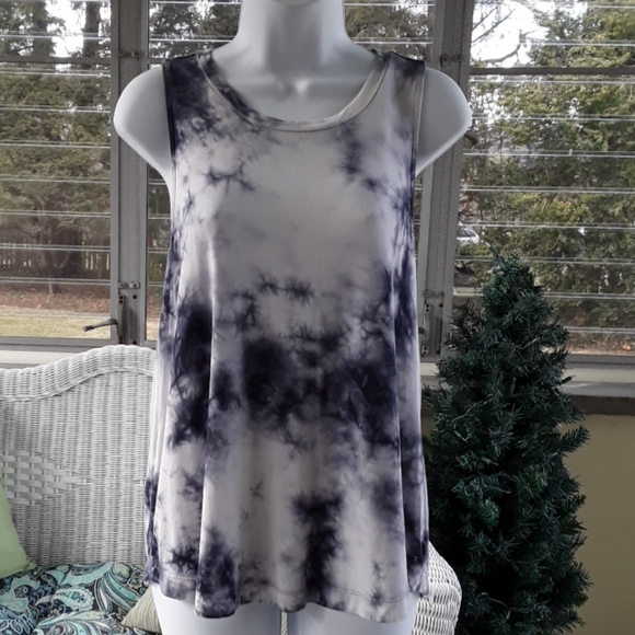 American Eagle Outfitters Tops - AEO American Eagle Outfitters Tank Top